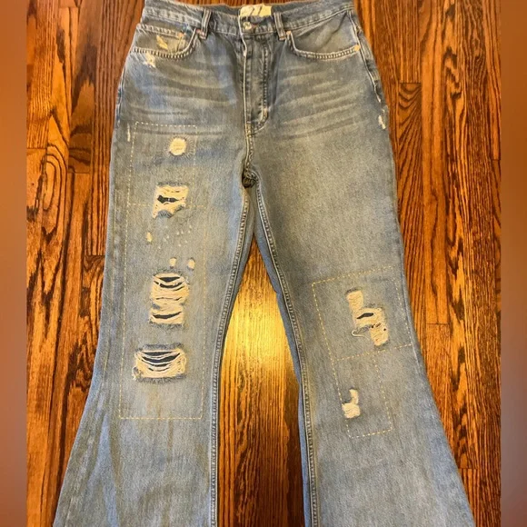Free People Curvy Bell Bottom Jeans size 27 - Picture 3 of 3